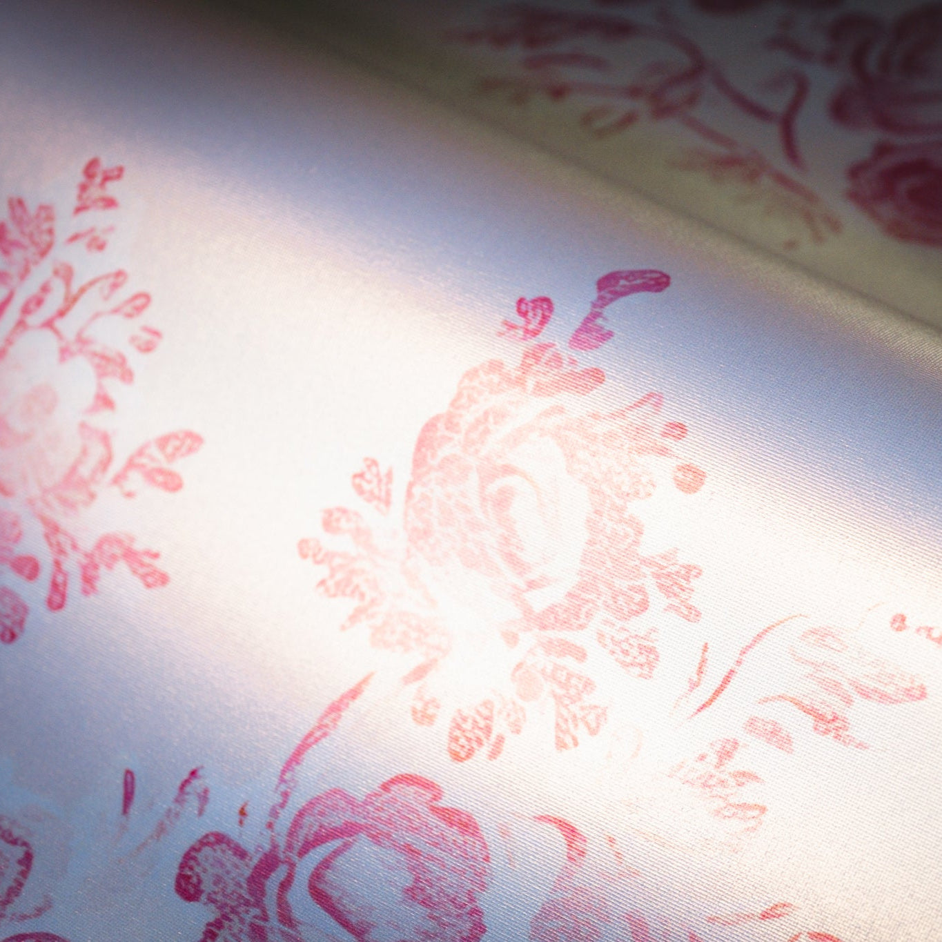 Charlotte Rose Wallpaper