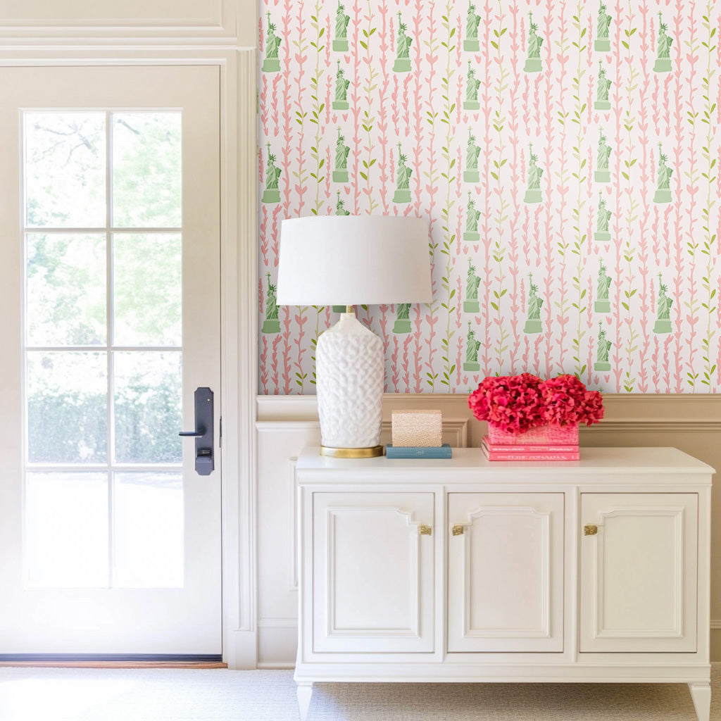 Lady Liberty Wallpaper