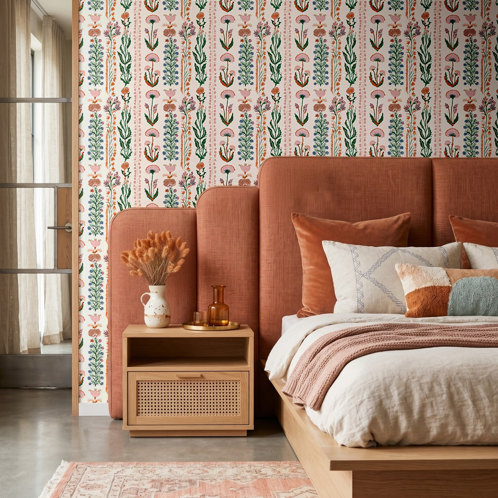 Wren & Rose - Cream Wallpaper