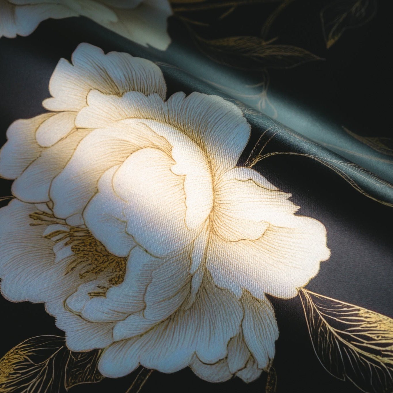 Addie Wallpaper - Benton Lane Home - Painted Paper