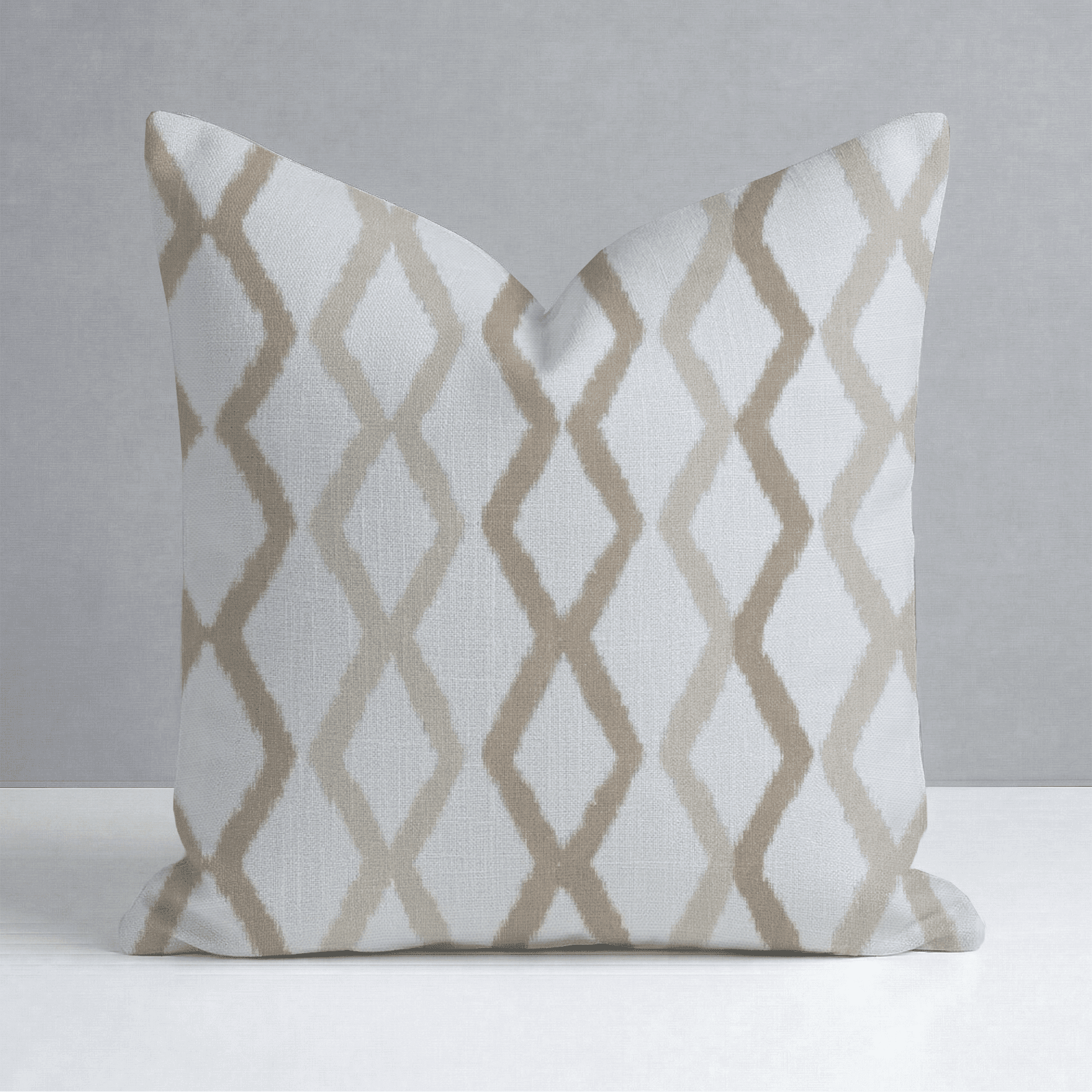 Braemar Trellis Throw Pillow - Benton Lane Home - Lemon Park