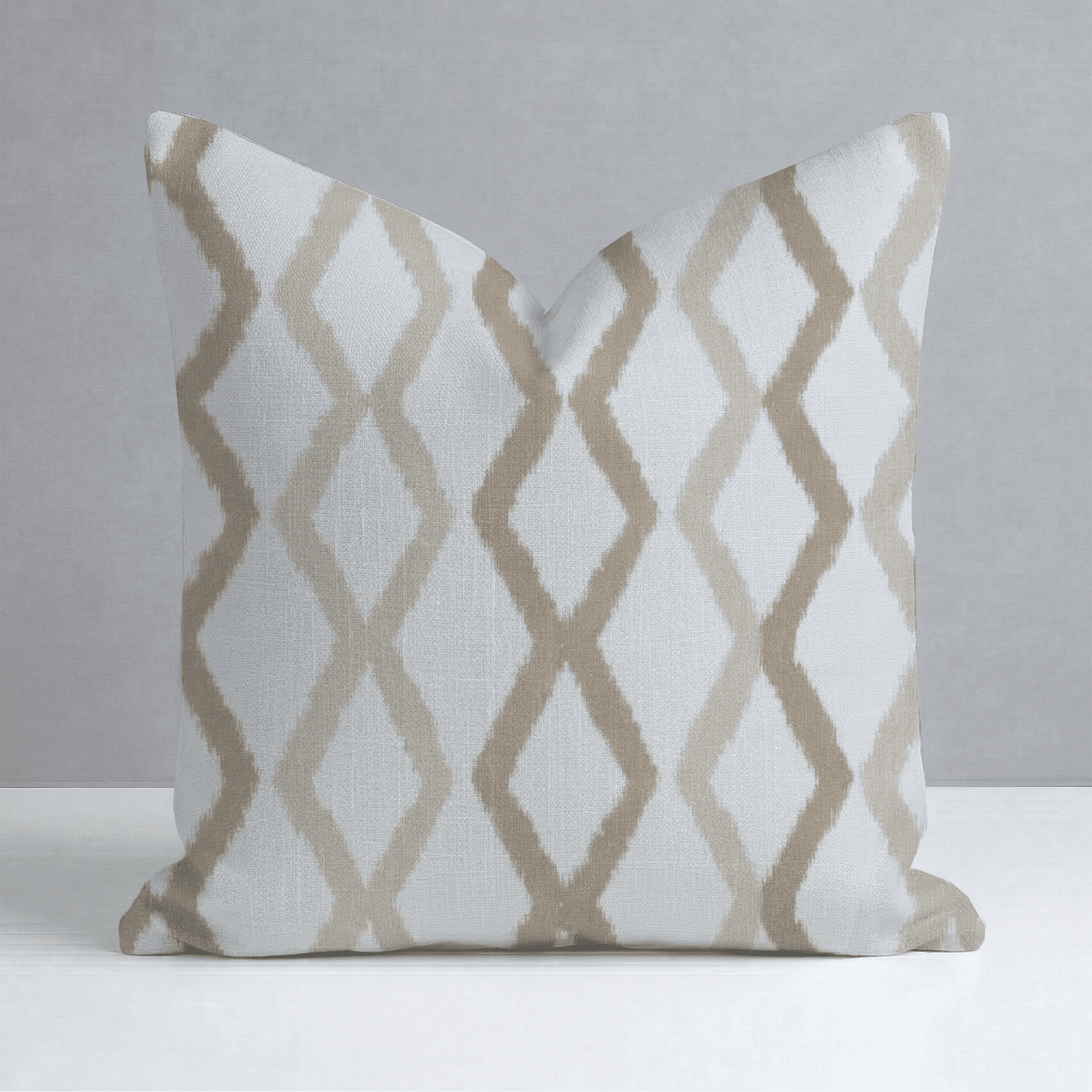 Braemar Trellis Throw Pillow - Benton Lane Home - Lemon Park