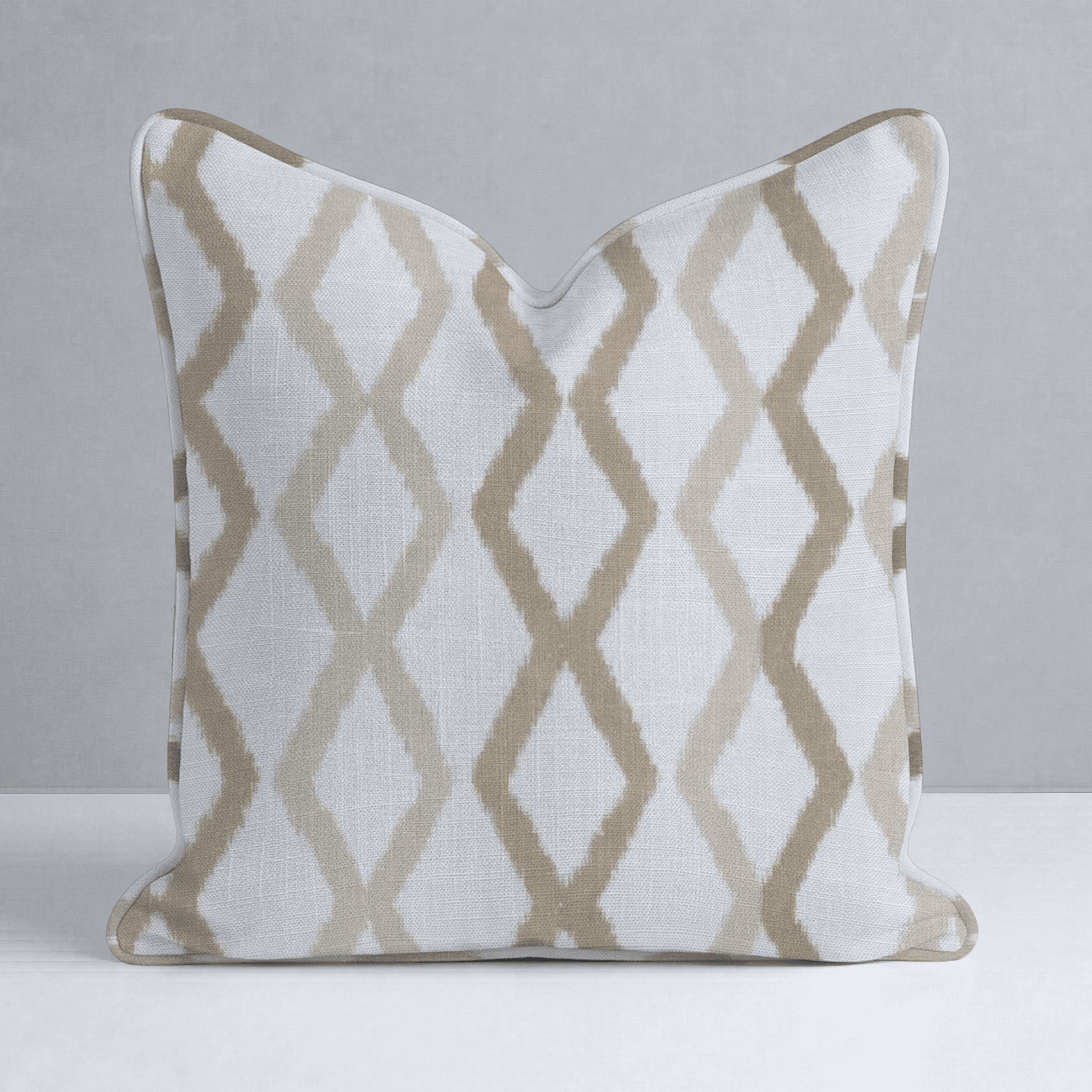 Braemar Trellis Throw Pillow - Benton Lane Home - Lemon Park