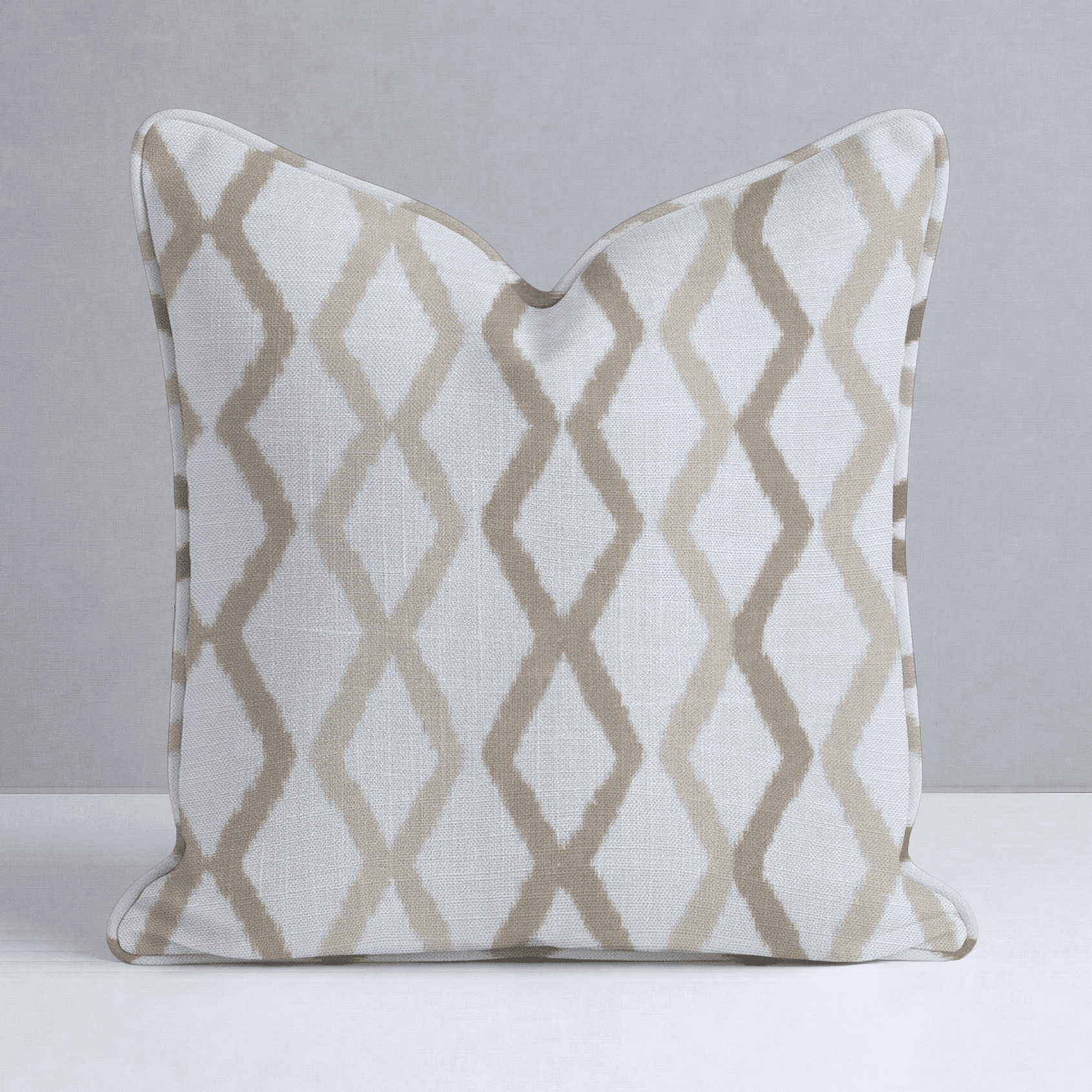 Braemar Trellis Throw Pillow - Benton Lane Home - Lemon Park