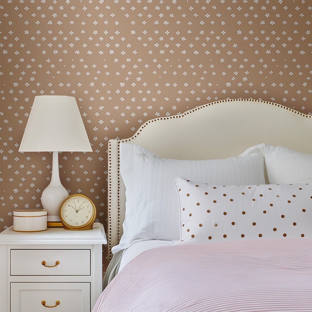 Daisy Dot Wallpaper - Lemon Park