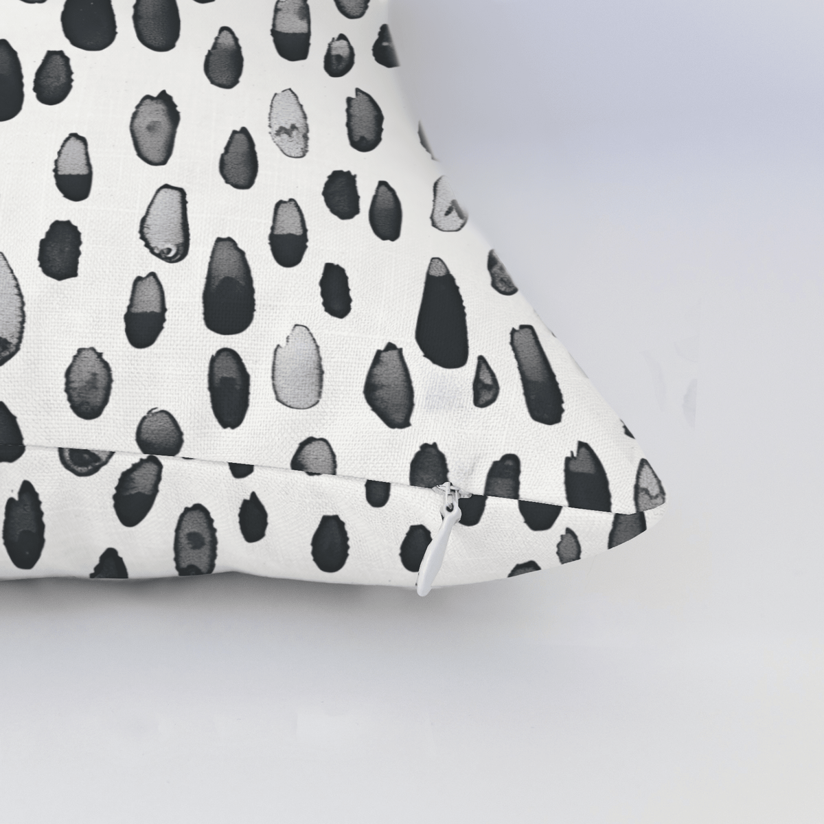 Libby Throw Pillow - Lemon Park