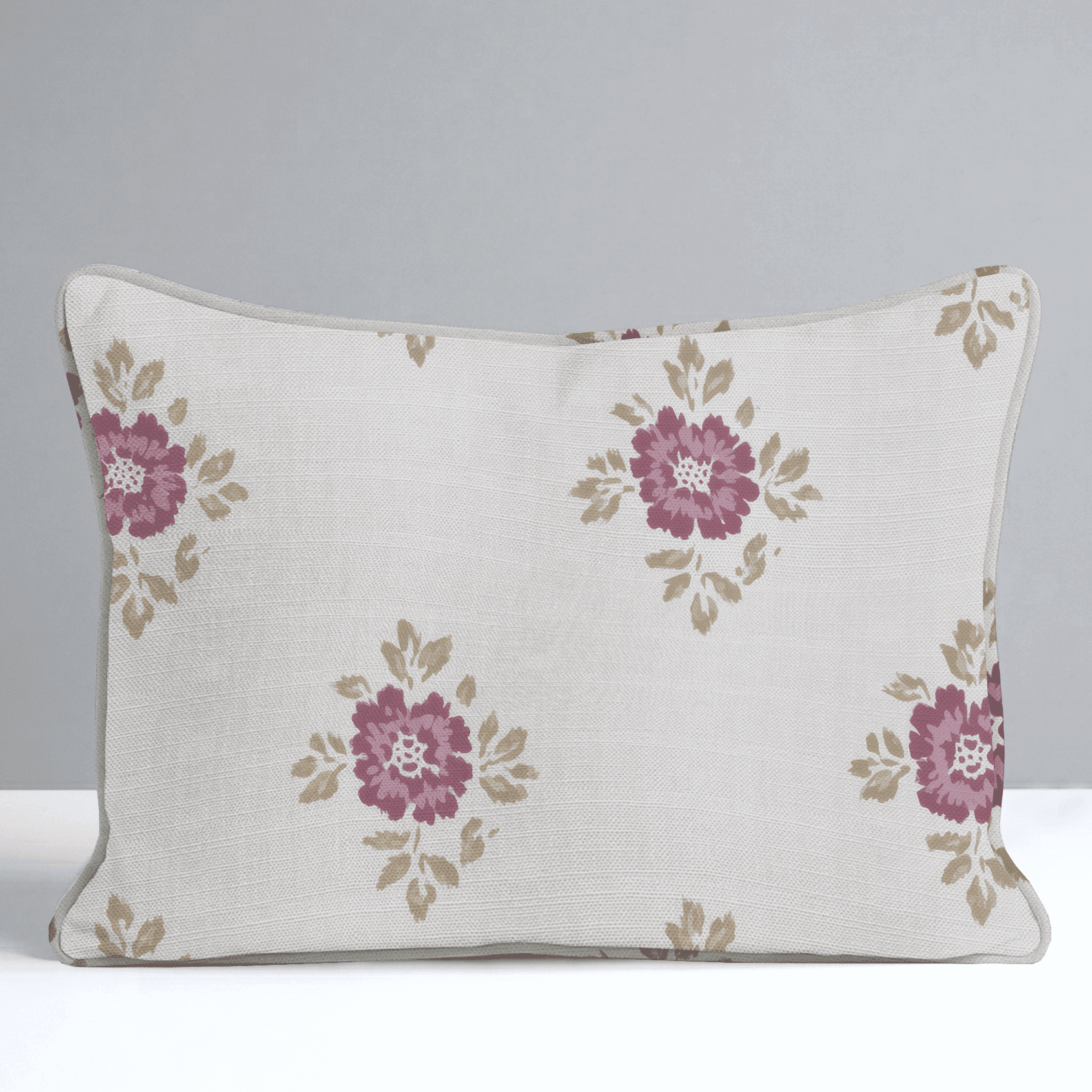 Meadow Club Throw Pillow - Benton Lane Home - Lemon Park