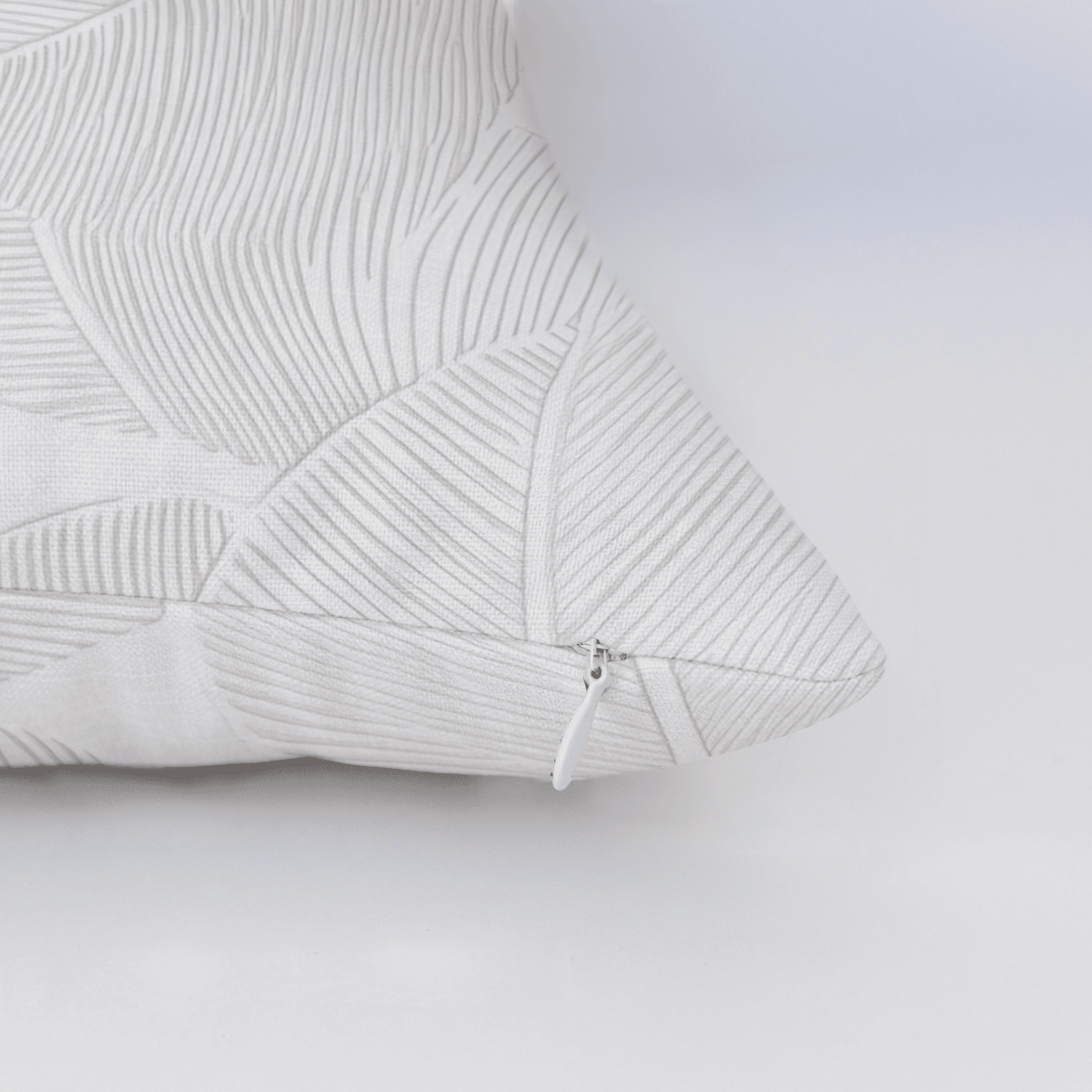 Palm Sway Throw Pillow - Benton Lane Home - Lemon Park