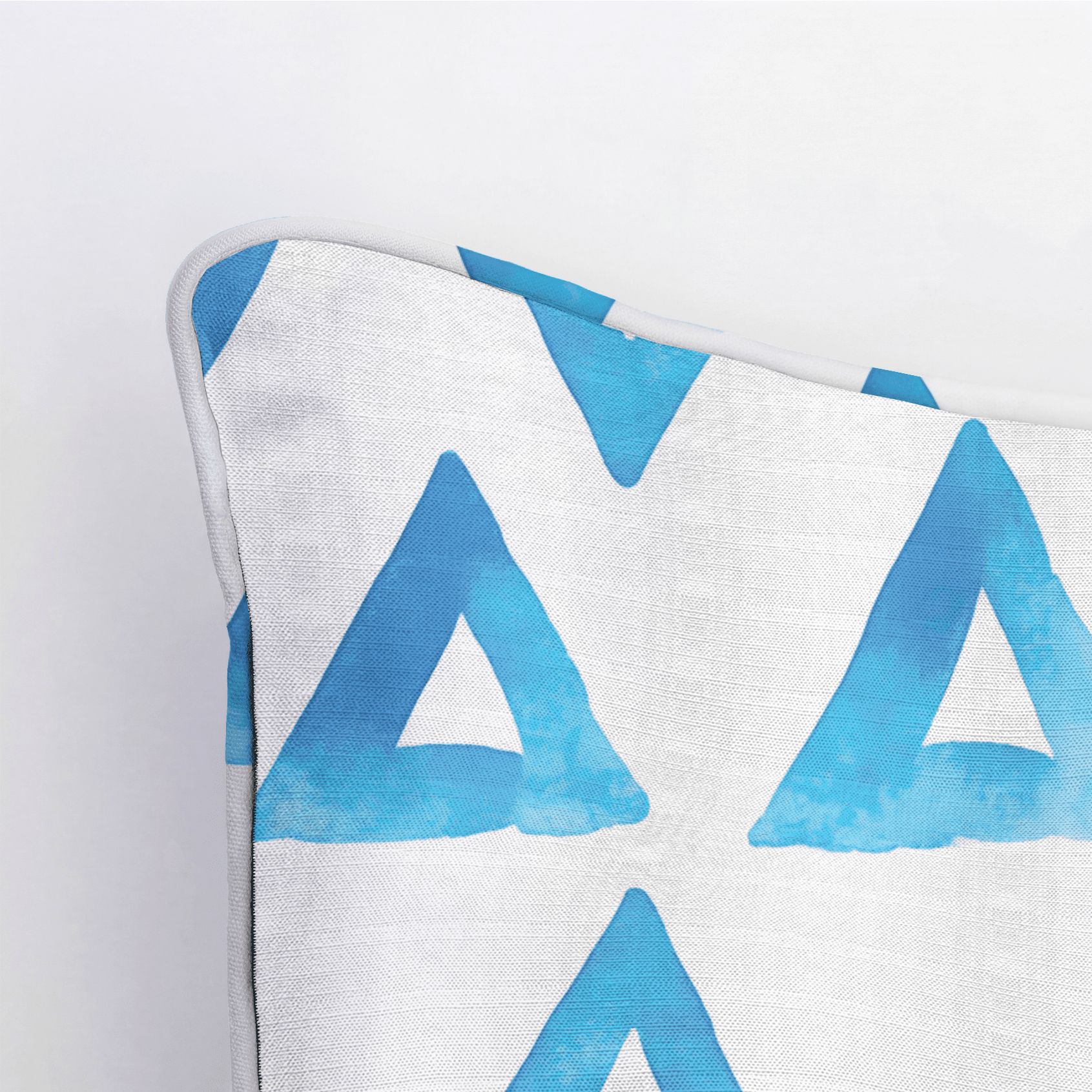 Point Taken Throw Pillow - Benton Lane Home - Lemon Park