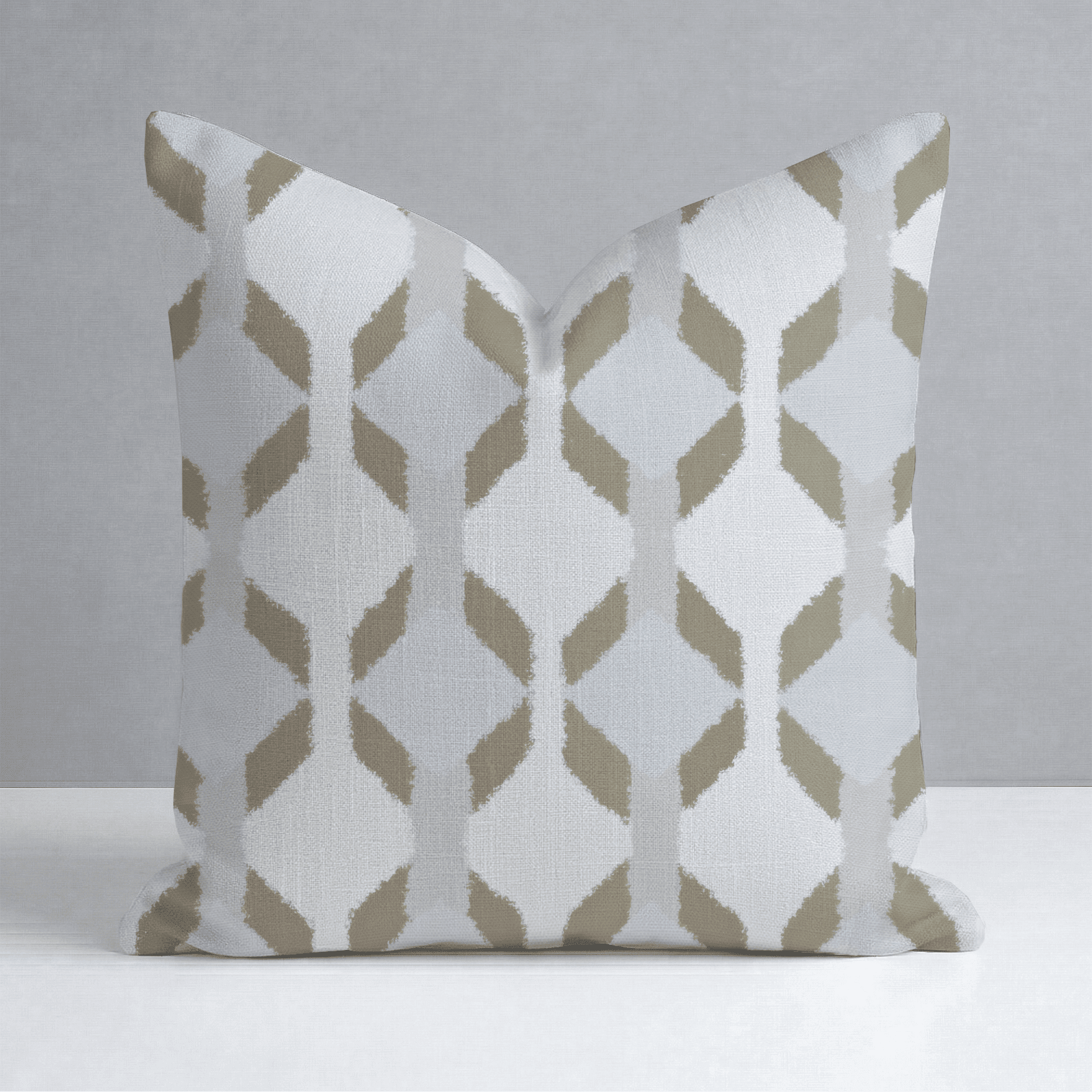 Trellis Charm Throw Pillow - Benton Lane Home - Lemon Park