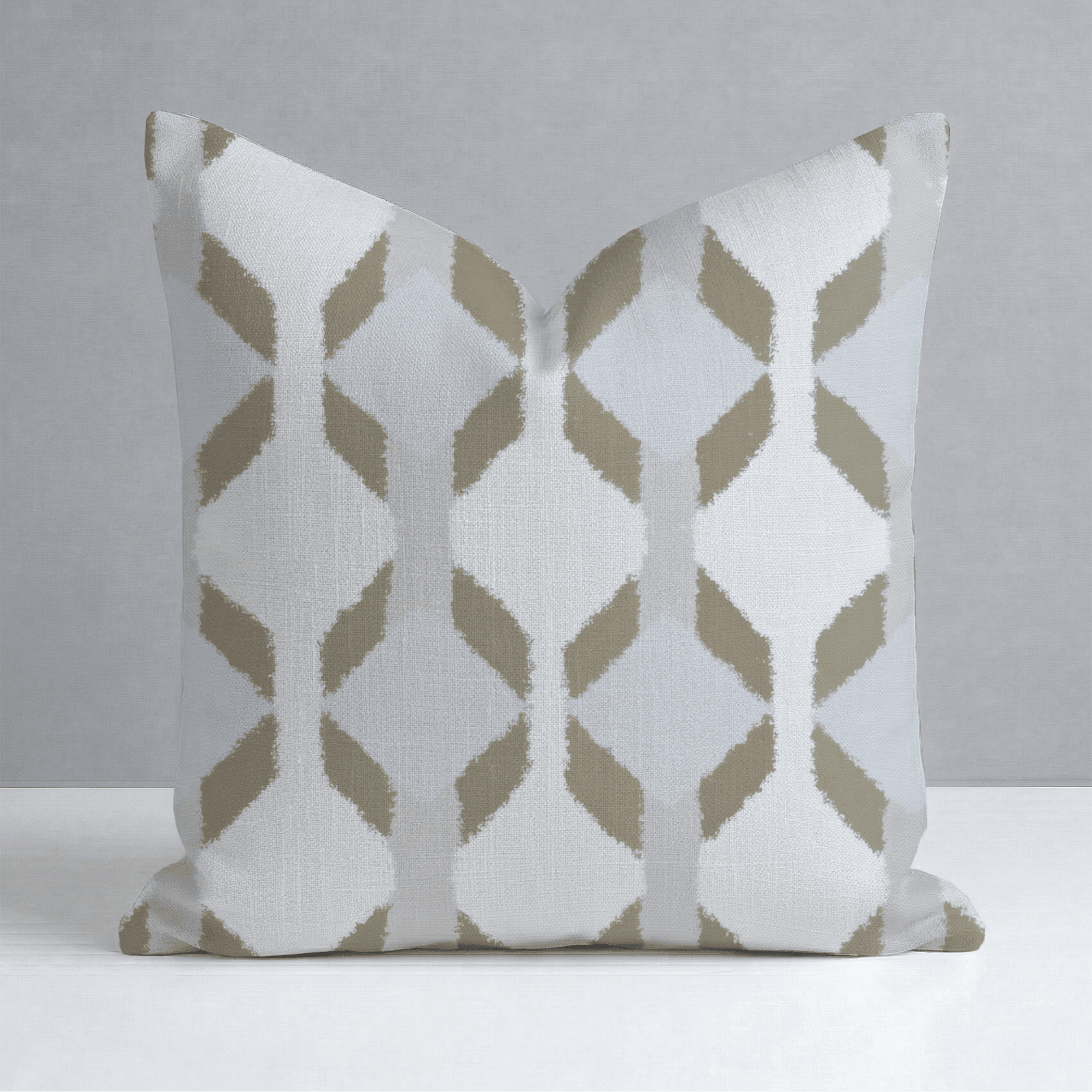 Trellis Charm Throw Pillow - Benton Lane Home - Lemon Park