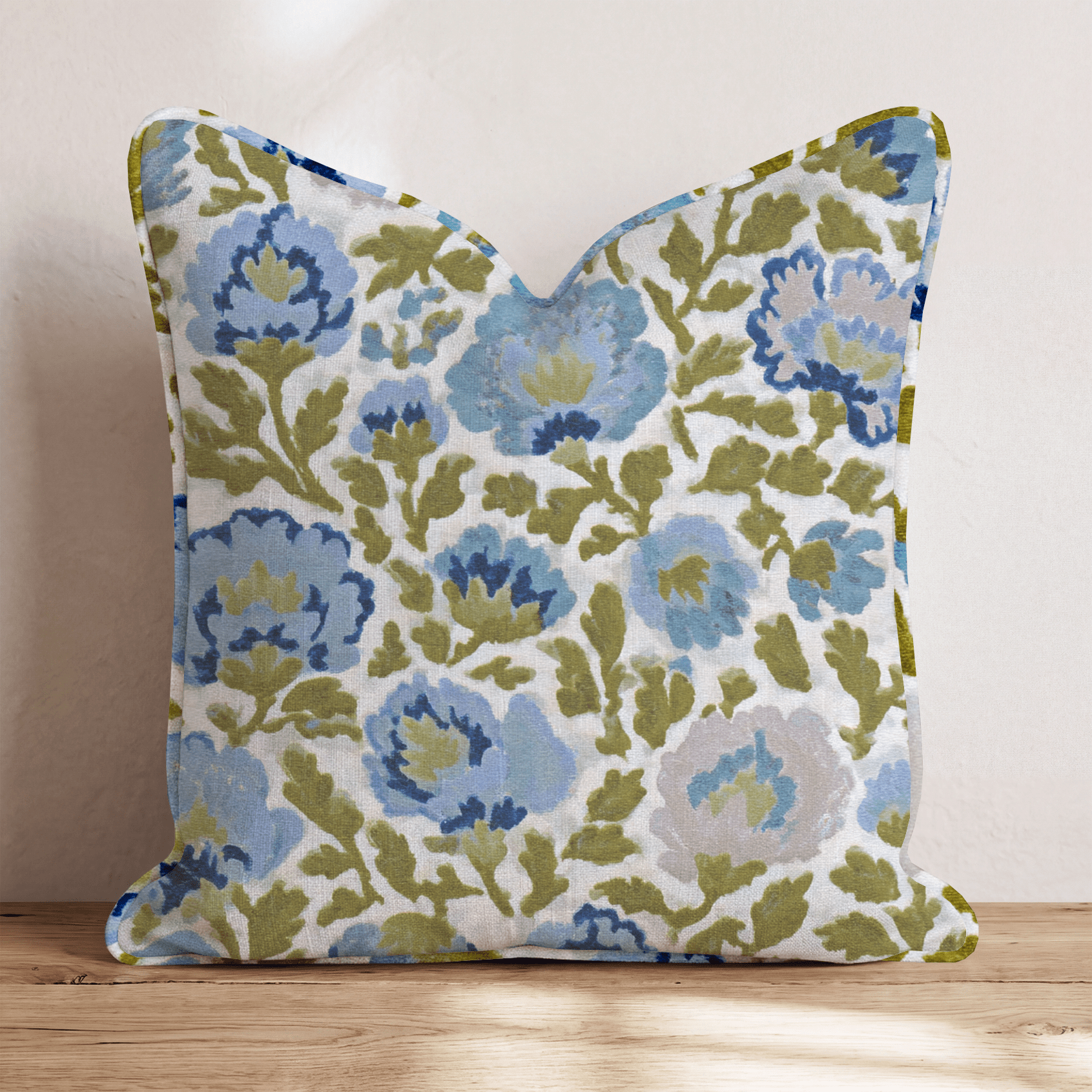 Vintage Posy Throw Pillow - Benton Lane Home - Hillcroft Home