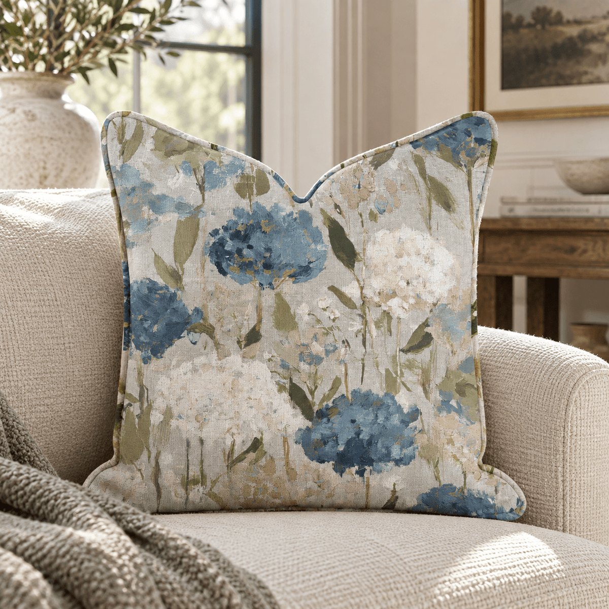 Wildflower Field Throw Pillow - Benton Lane Home - Hillcroft Home
