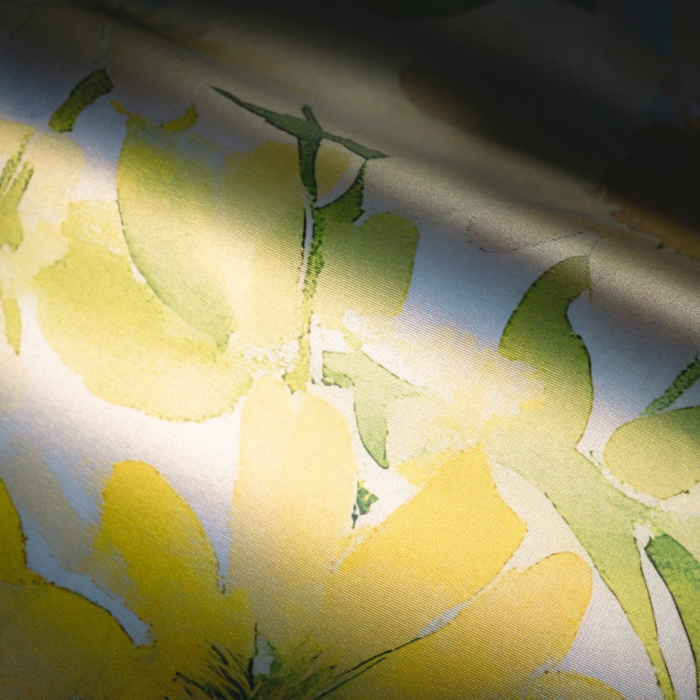 Wildflower Whimsy Wallpaper - Benton Lane Home - Lemon Park